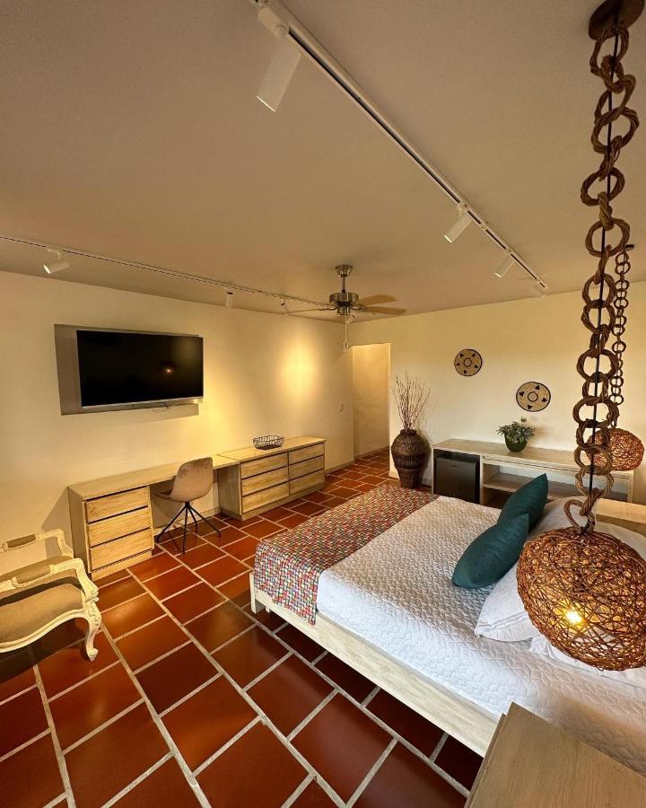El Percal Hacienda Hotel Монтенегро Екстериор снимка
