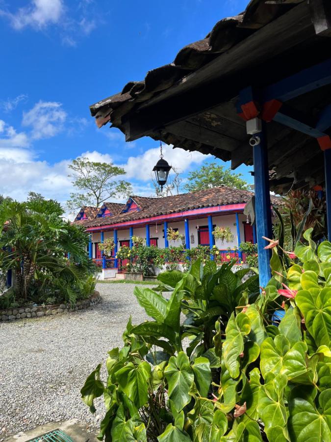 El Percal Hacienda Hotel Монтенегро Екстериор снимка