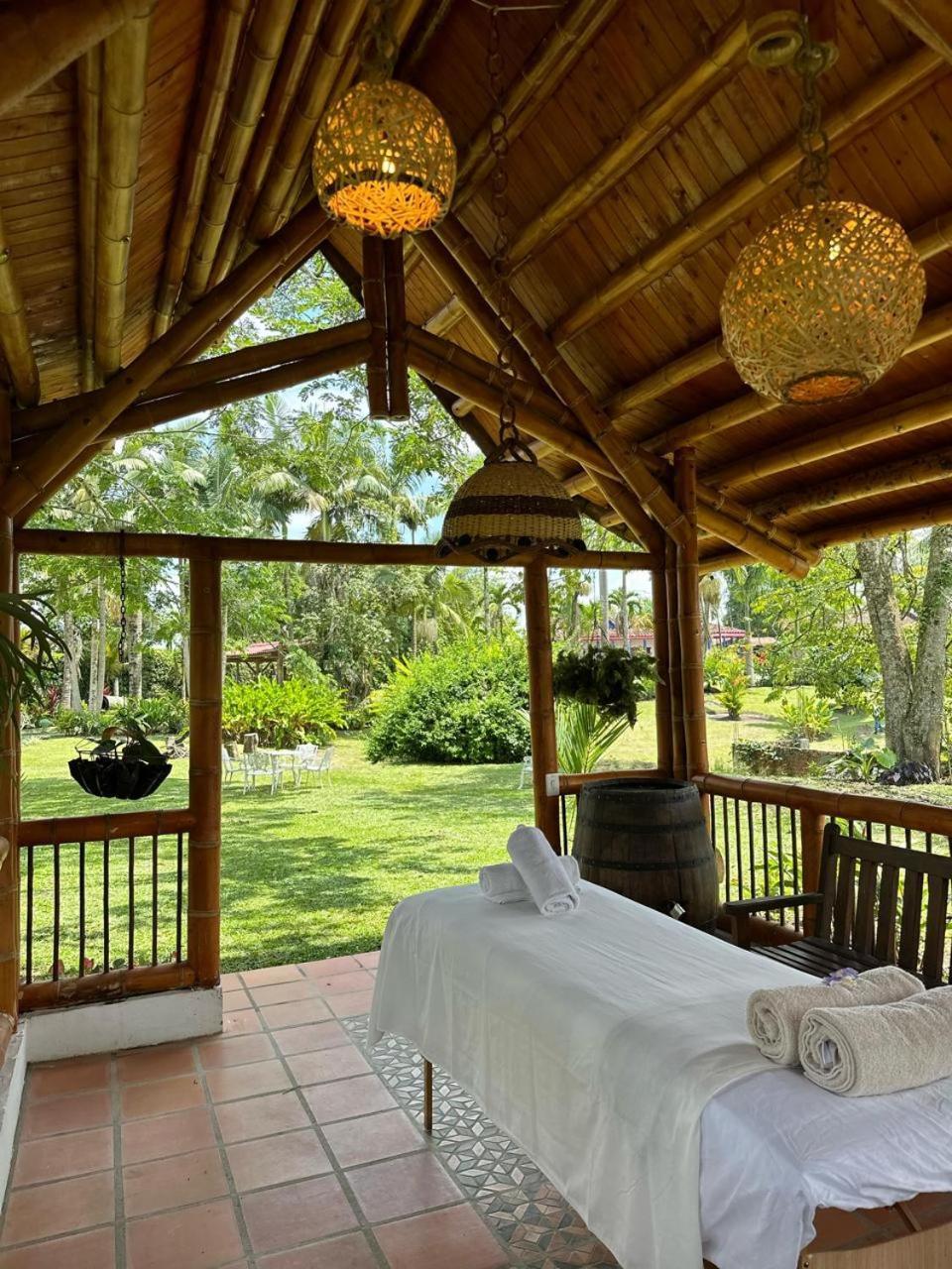 El Percal Hacienda Hotel Монтенегро Екстериор снимка